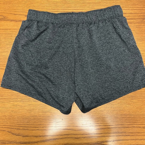 Nike Shorts - Picture 2 of 4